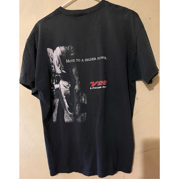 Milwaukee Tool Tshirt XL Move to a Higher Power V28 Lithium-ion - Picture 8 of 9